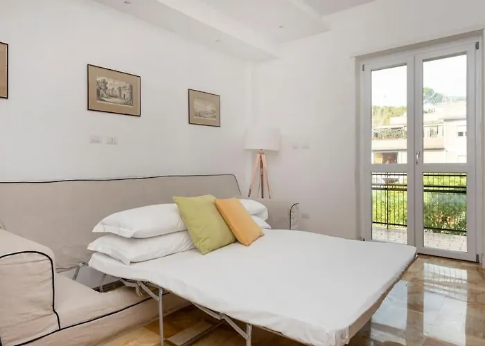 Vatican Dome View Apartment