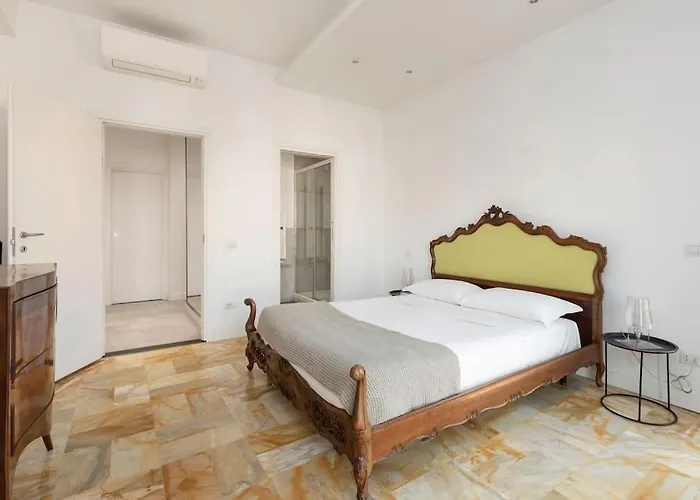Vatican Dome View Apartment