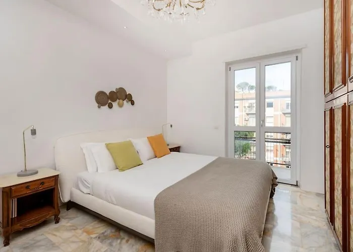 Vatican Dome View Apartment *